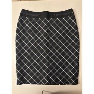The Limited Skirt Size 8 Black Plaid Knee Length Lined Slit Pencil Checked